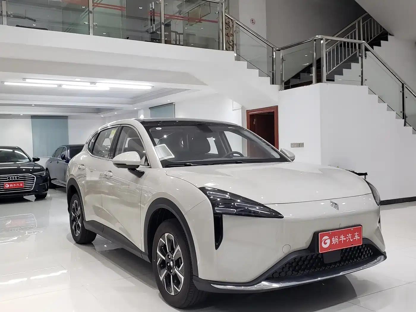 Baojun E6 2026 500km Enjoy Edition — миниатюра 3