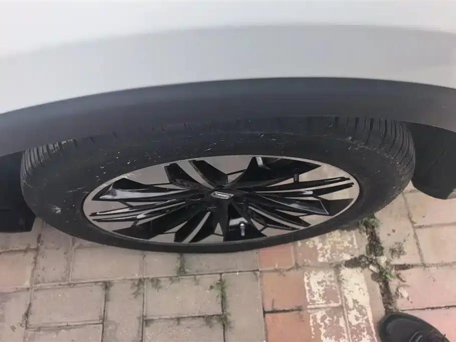 Bestune T77 2023 1.5T Automatic Premium Edition — миниатюра 6