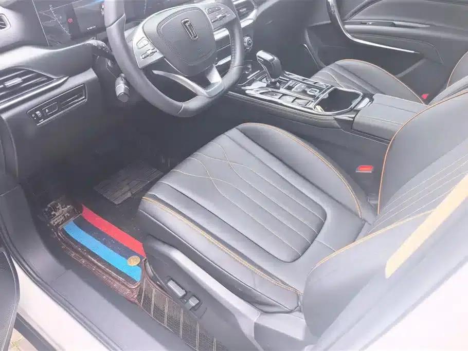 Bestune T77 2023 1.5T Automatic Premium Edition — миниатюра 9