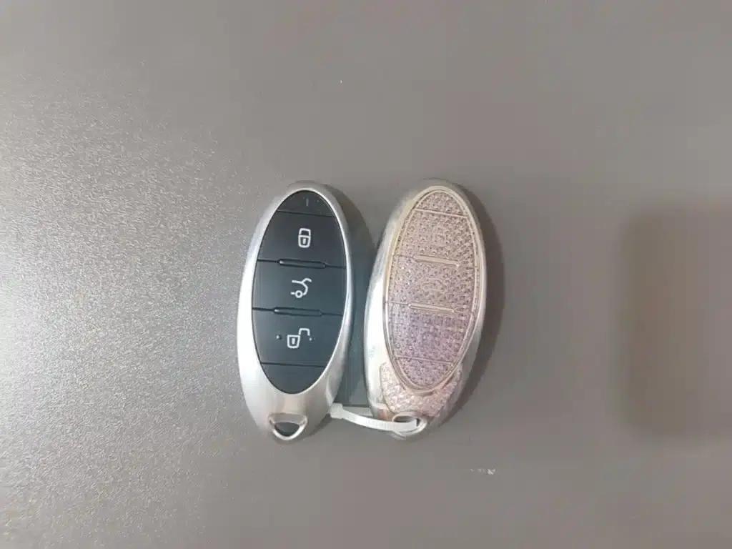 Bestune T77 2023 1.5T Automatic Luxury Edition — миниатюра 9