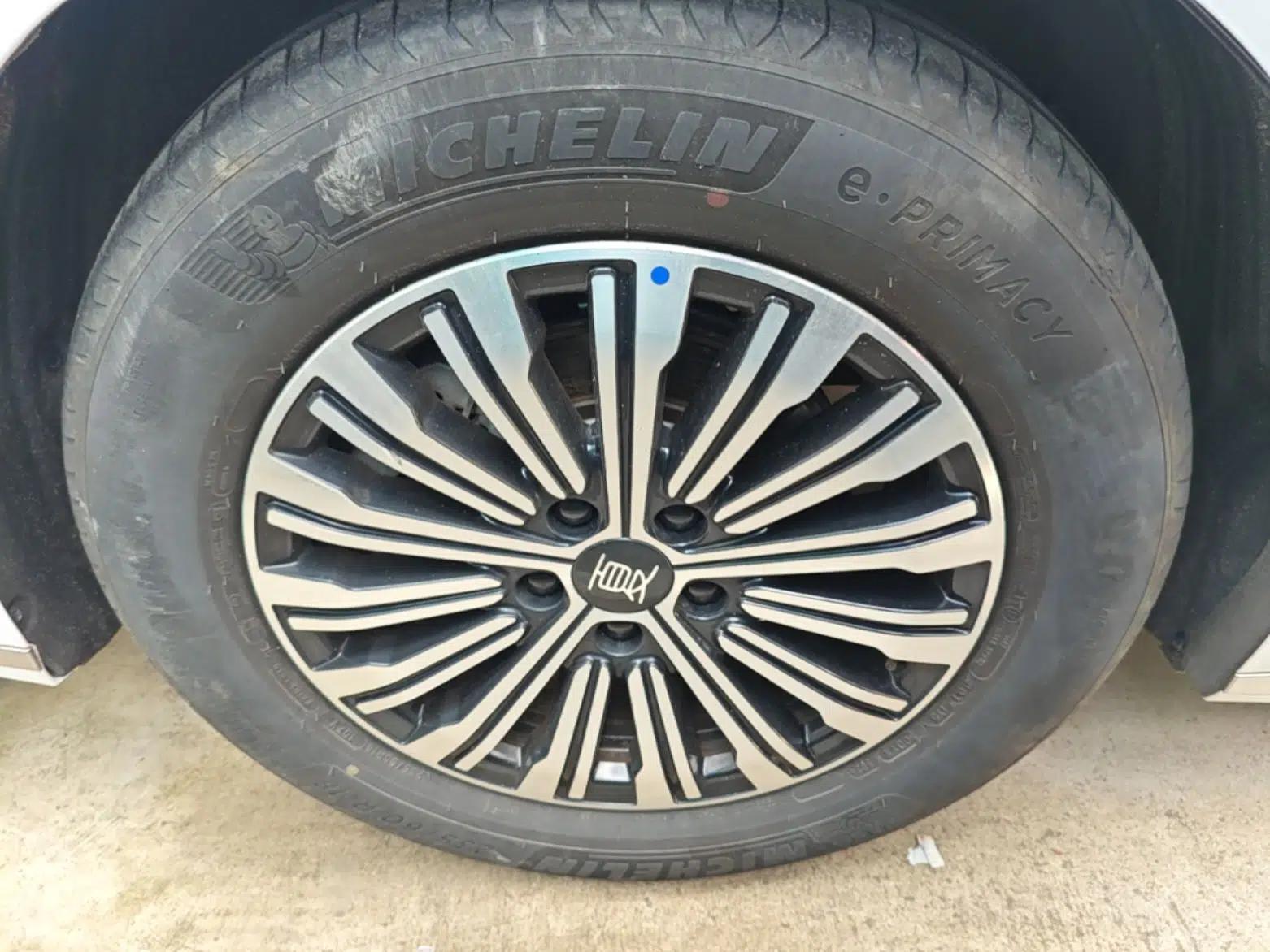 BYD Xia 2025 DM-i 1.5T 180km Excellence Model — миниатюра 11