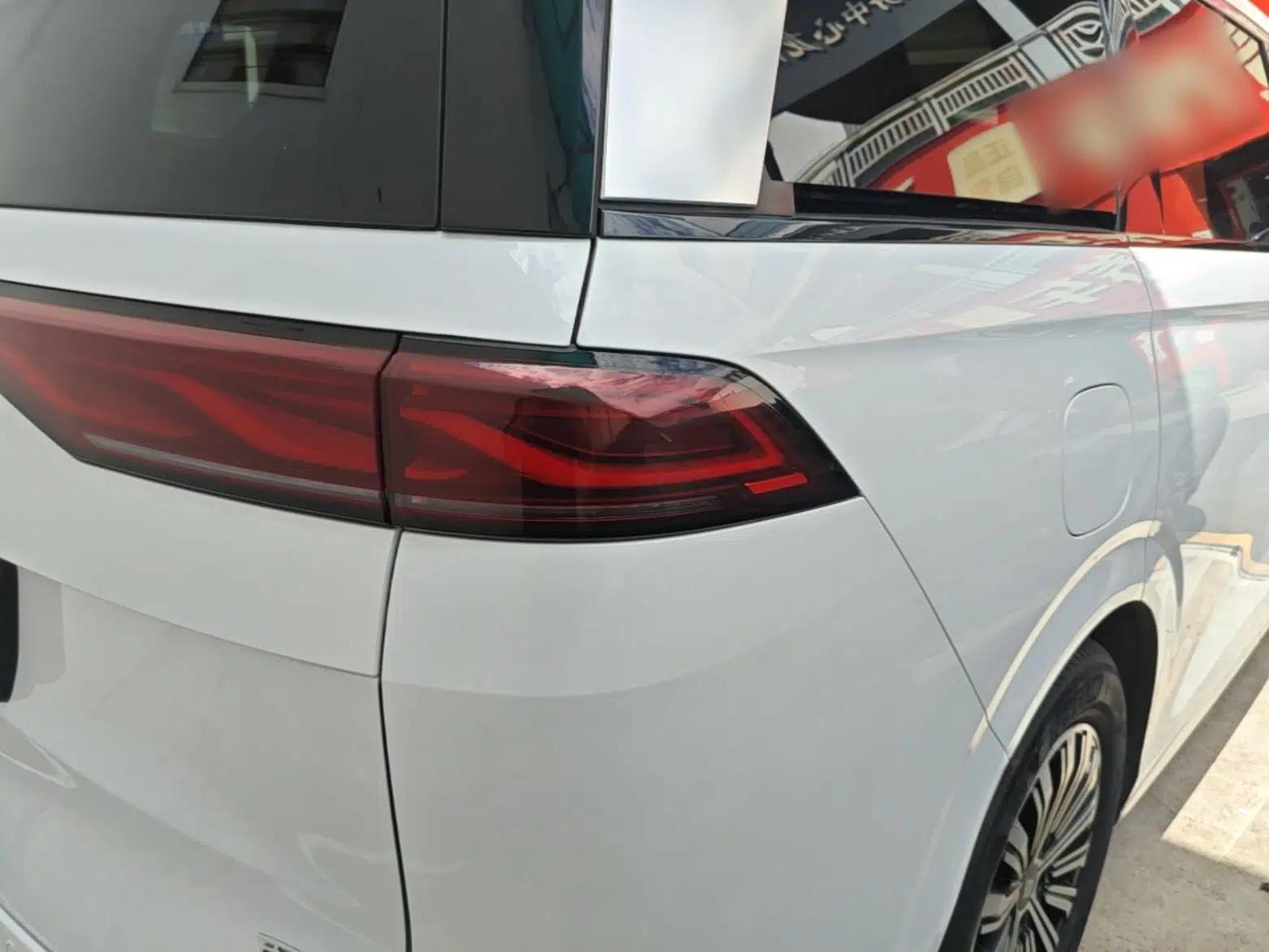 BYD Xia 2025 DM-i 1.5T 180km Excellence Model — миниатюра 9