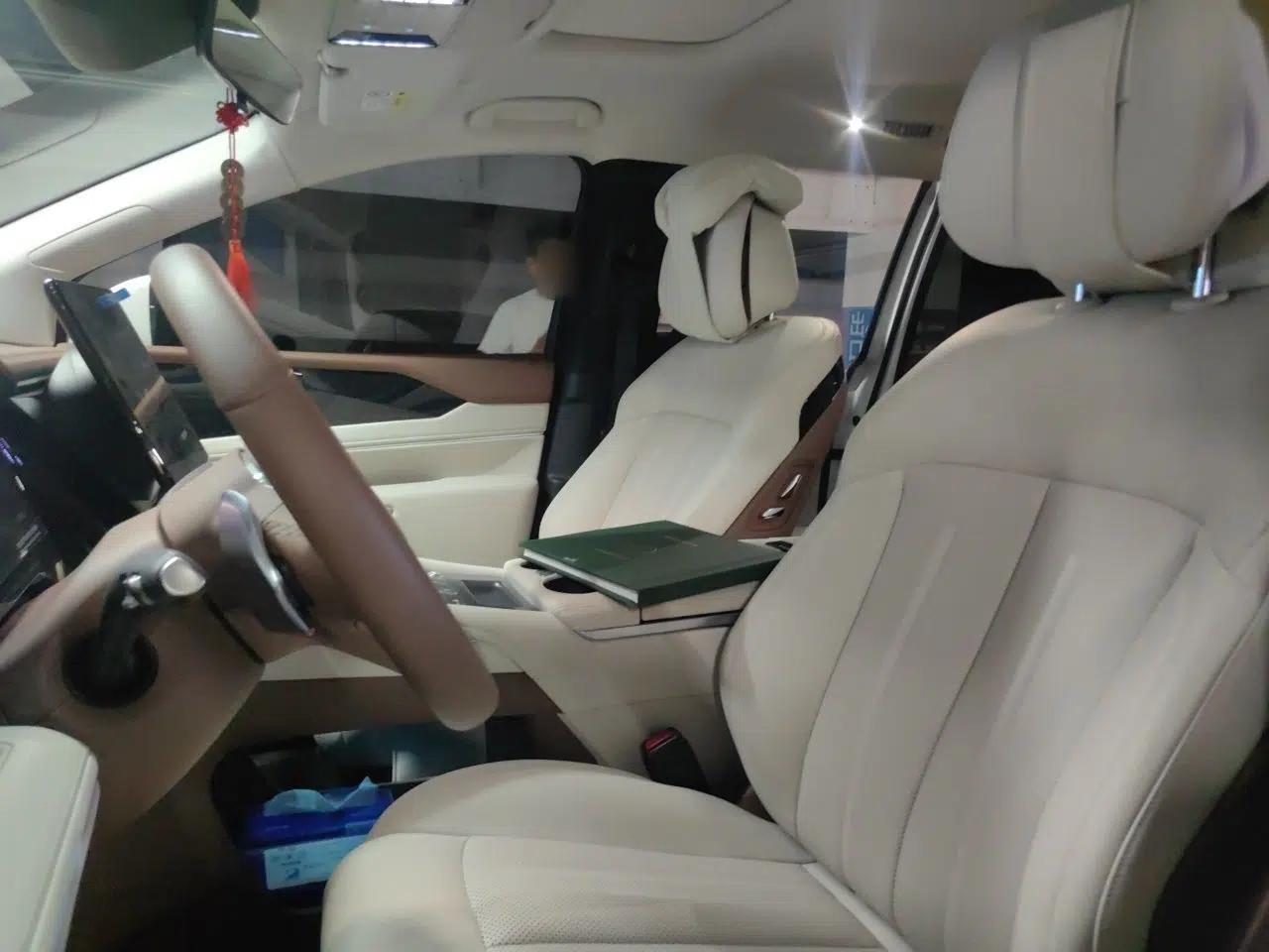BYD Xia 2025 DM-i 1.5T 100km Supreme Edition — миниатюра 15