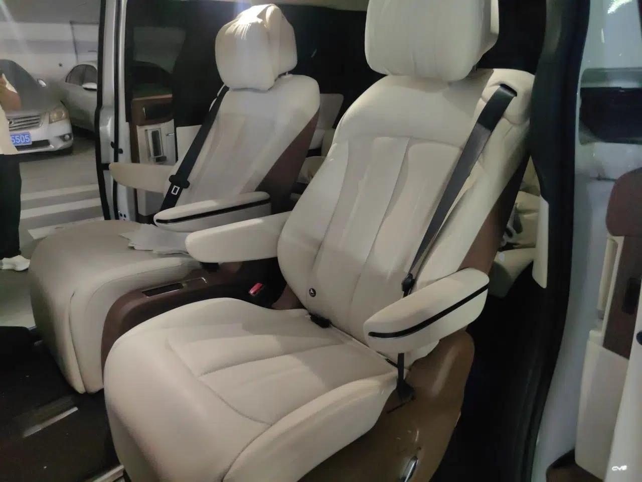 BYD Xia 2025 DM-i 1.5T 100km Supreme Edition — миниатюра 17