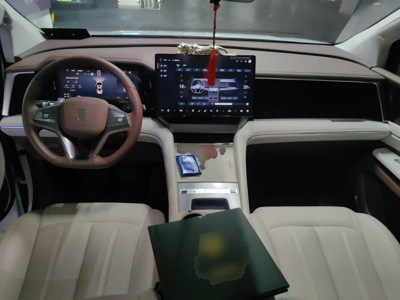 BYD Xia 2025 DM-i 1.5T 100km Supreme Edition — миниатюра 9