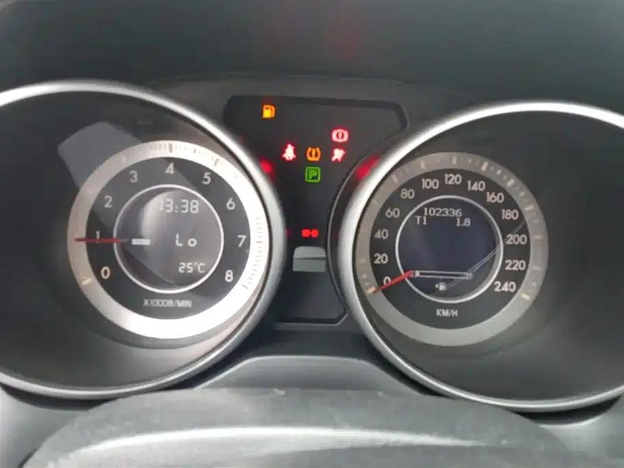 Besturn X80 2013 2.0L Automatic Luxury Edition — миниатюра 14