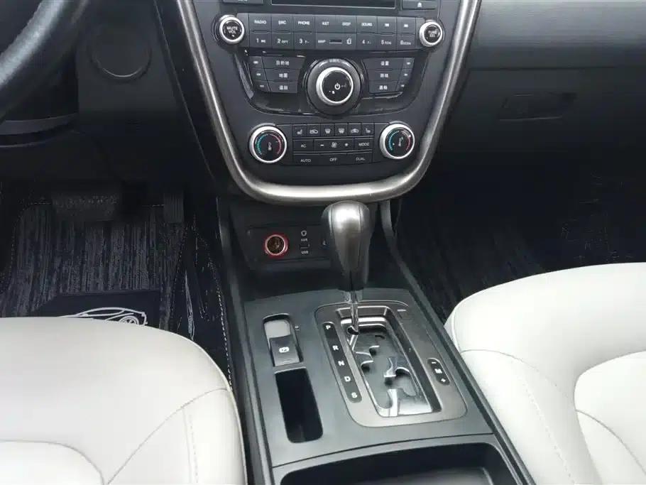 Besturn X80 2013 2.0L Automatic Luxury Edition — миниатюра 16