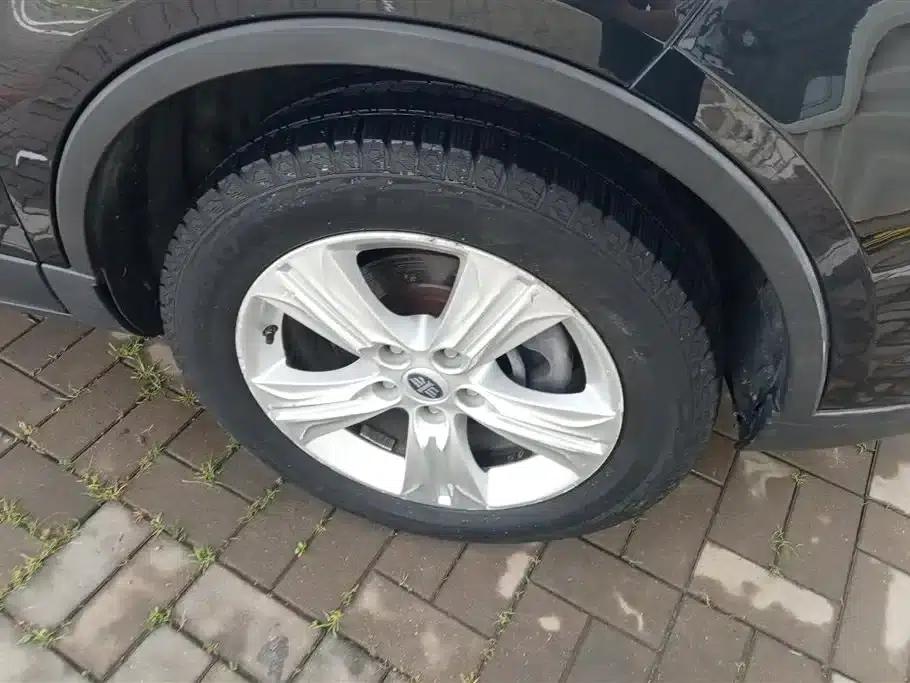 Besturn X80 2013 2.0L Automatic Luxury Edition — миниатюра 6