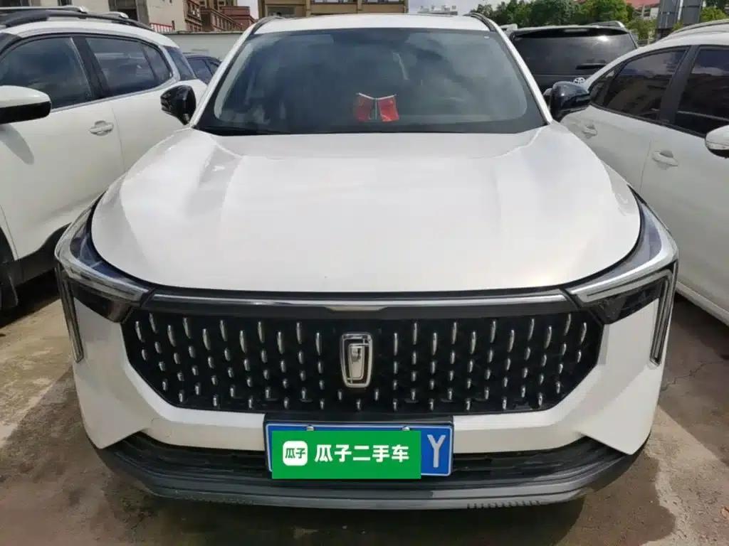 Bestune T55 2023 1.5T Automatic Leap Forward Edition — миниатюра 3