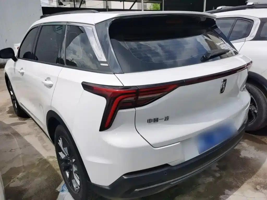 Bestune T55 2023 1.5T Automatic Leap Forward Edition — миниатюра 5