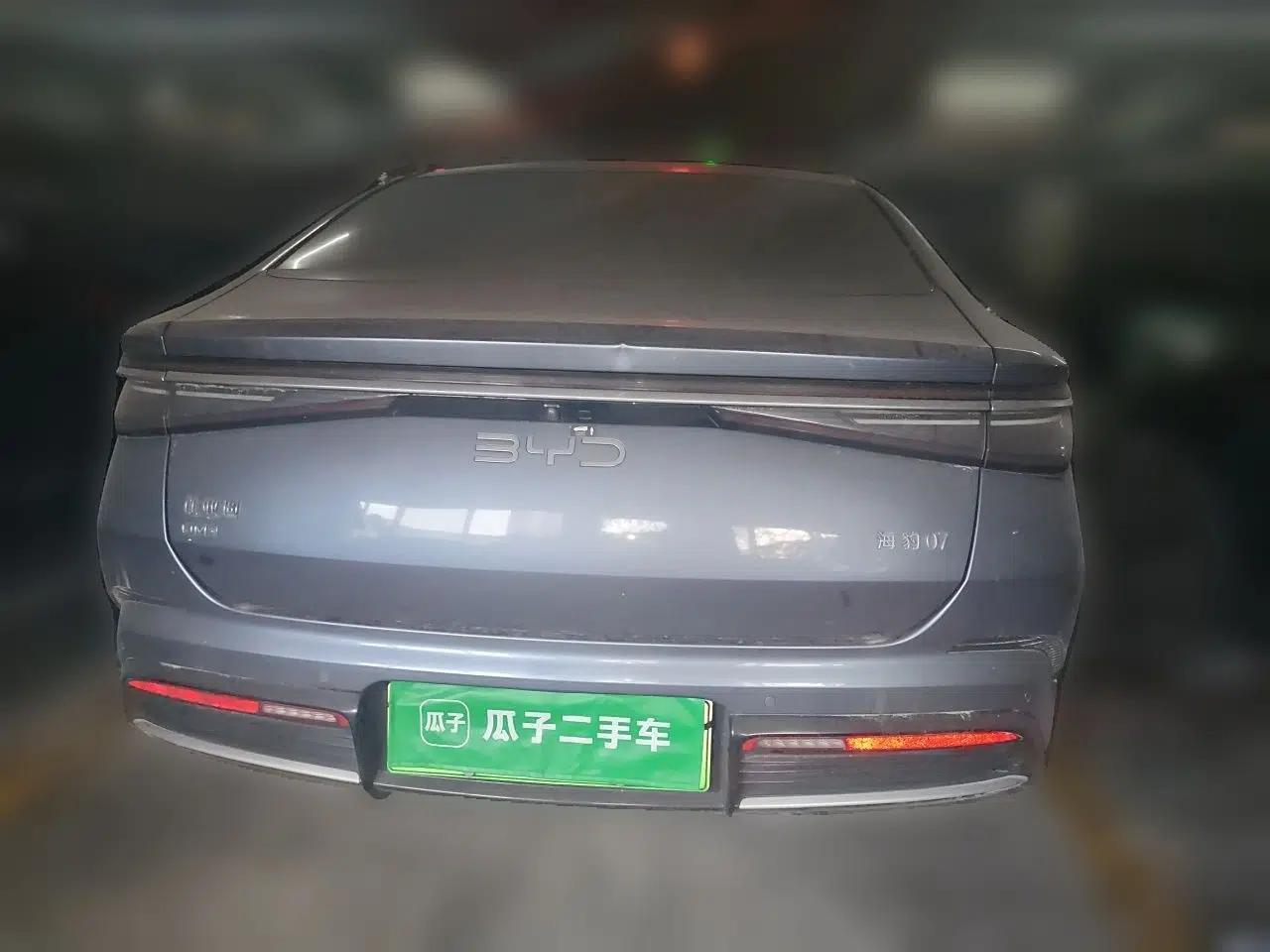 BYD Seal 07 DM-i 2025 Intelligent Driving Version DM-i 1.5L 125 km Luxury Edition — миниатюра 5