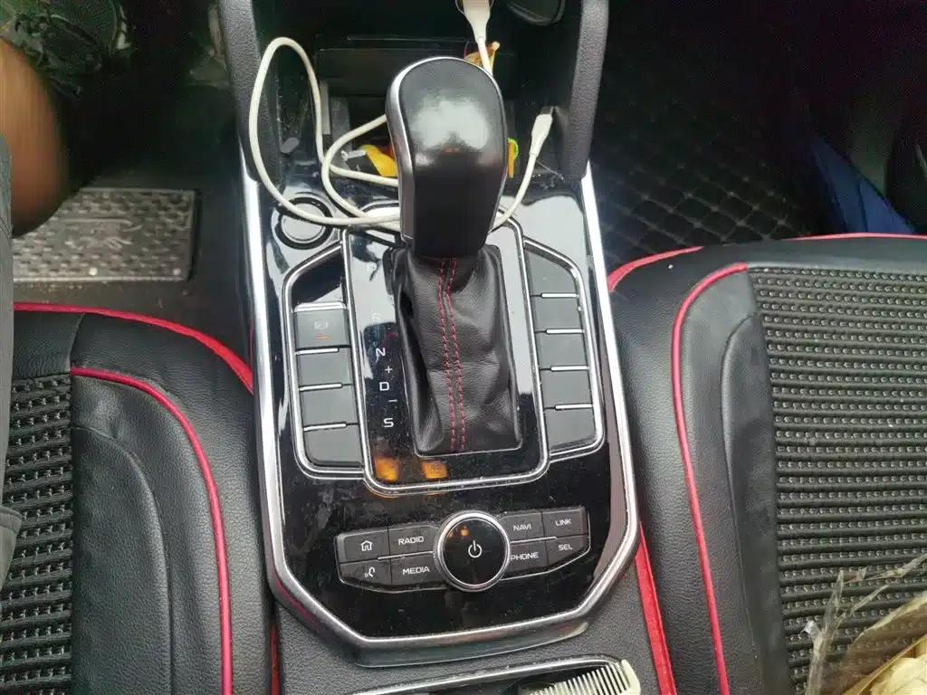 Bestune T33 2021 1.2T DCT Luxury Edition — миниатюра 15