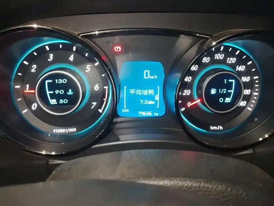 2014 Senova D50 1.5L Manual Comfort Edition — миниатюра 14
