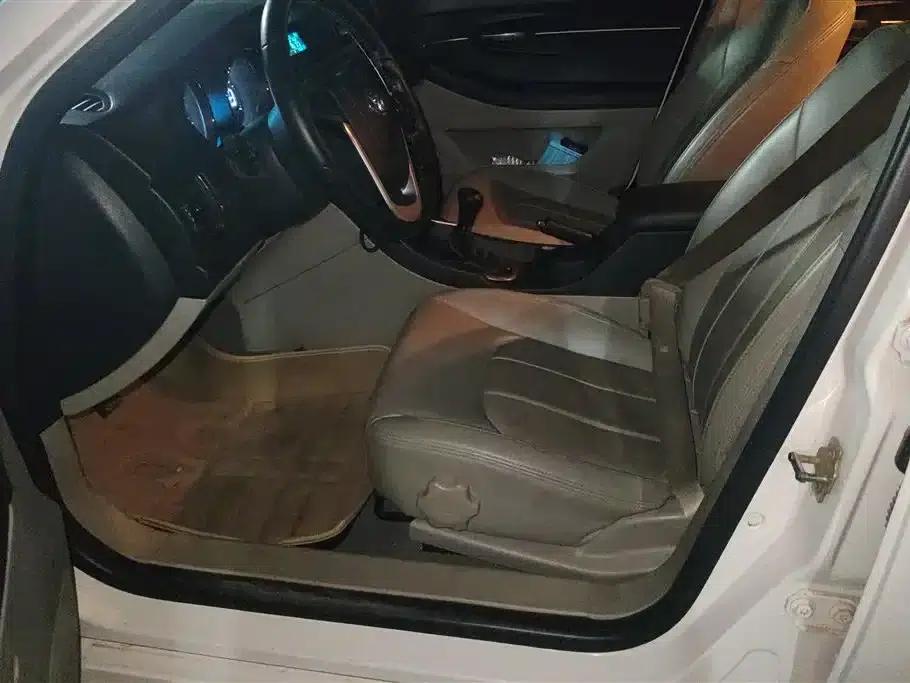2014 Senova D50 1.5L Manual Comfort Edition — миниатюра 9