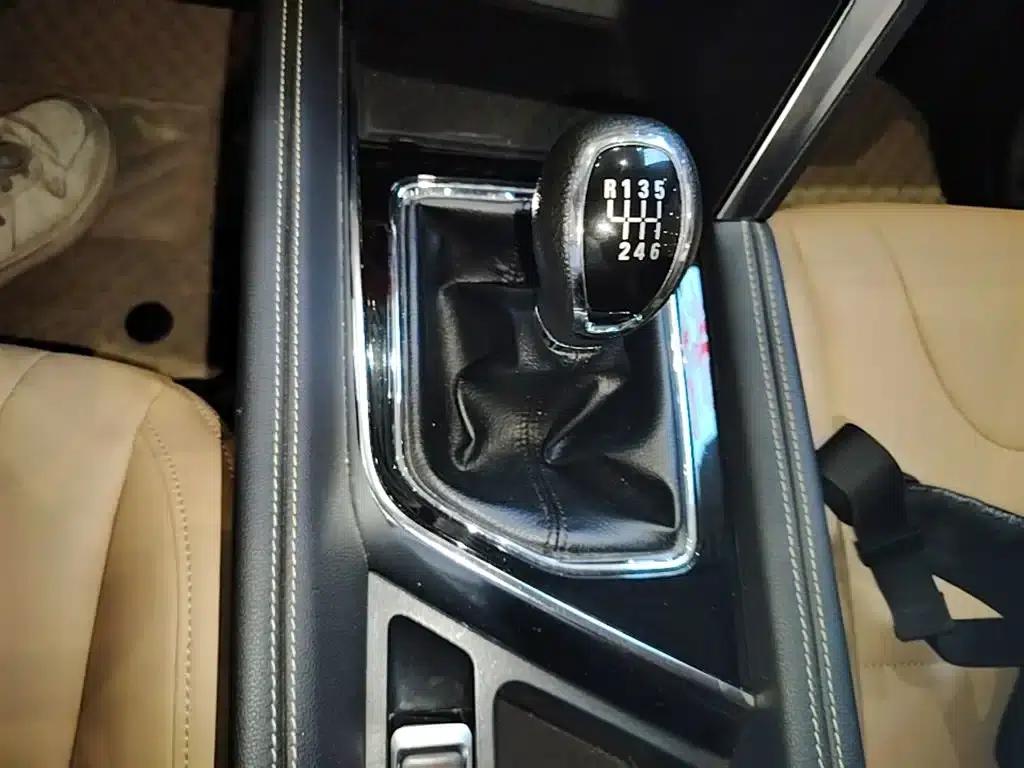 Beijing X3 2021 1.5T Manual Glory Edition — миниатюра 14