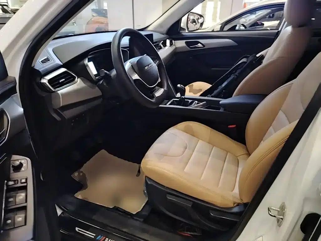 Beijing X3 2021 1.5T Manual Glory Edition — миниатюра 15