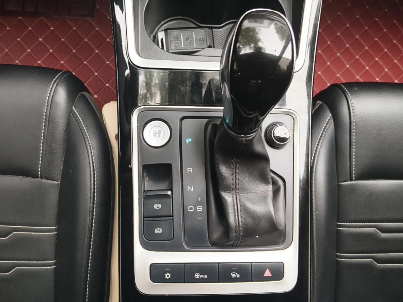 BYD Qin 2019 1.5L Automatic Luxury Model — миниатюра 16