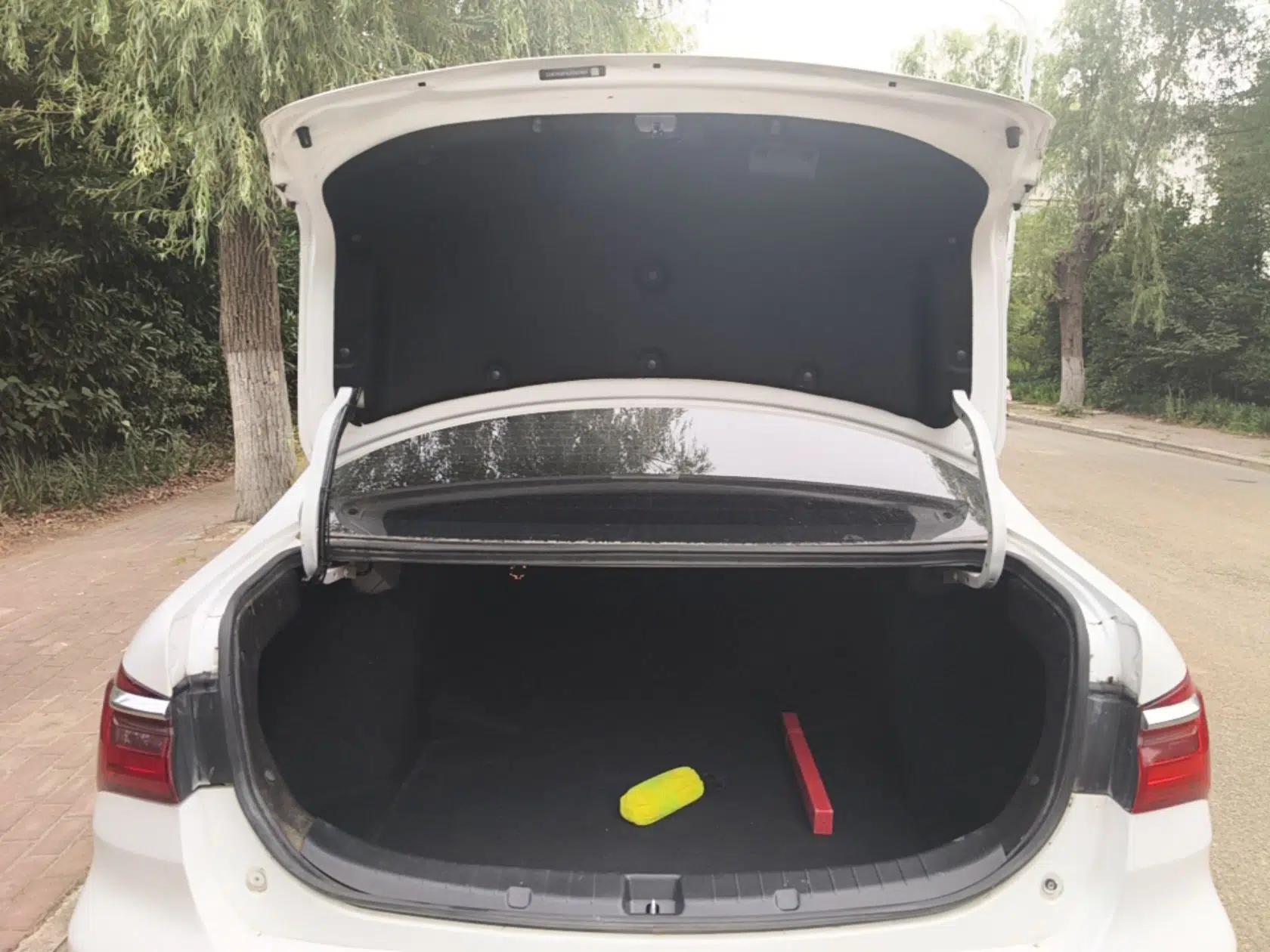 BYD Qin 2019 1.5L Automatic Luxury Model — миниатюра 22