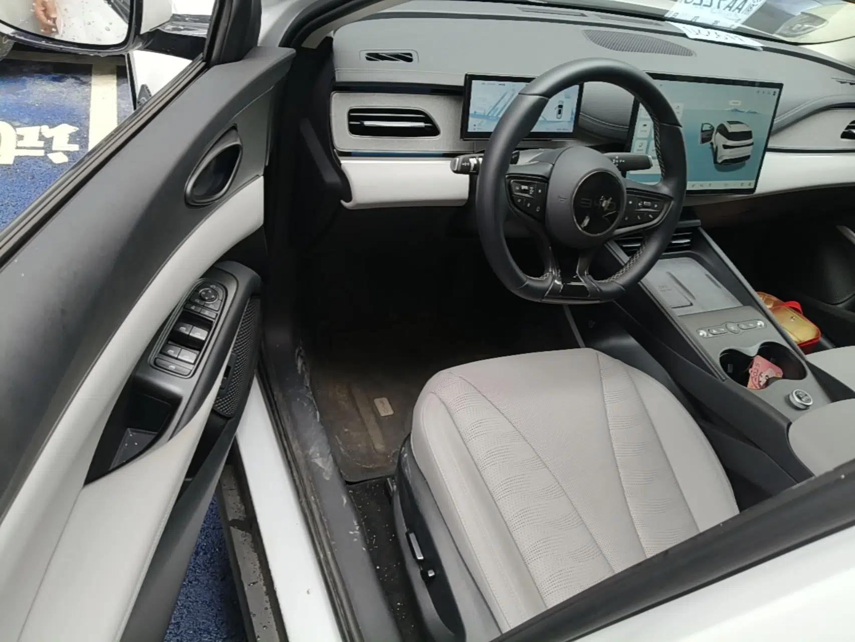 BYD Seal 06 DM-i Touring 2025 DM-i 80KM Prestigious Edition — миниатюра 18