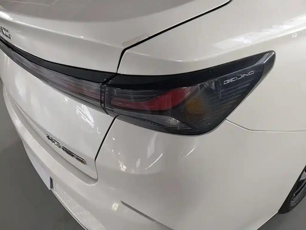 Beijing U5 PLUS 2021 1.5L CVT Deluxe Edition — миниатюра 8
