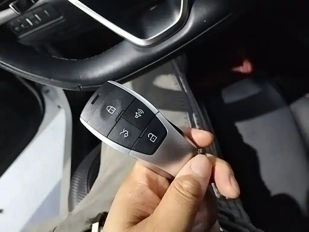 Beijing U5 PLUS 2021 1.5L CVT Deluxe Edition — миниатюра 9