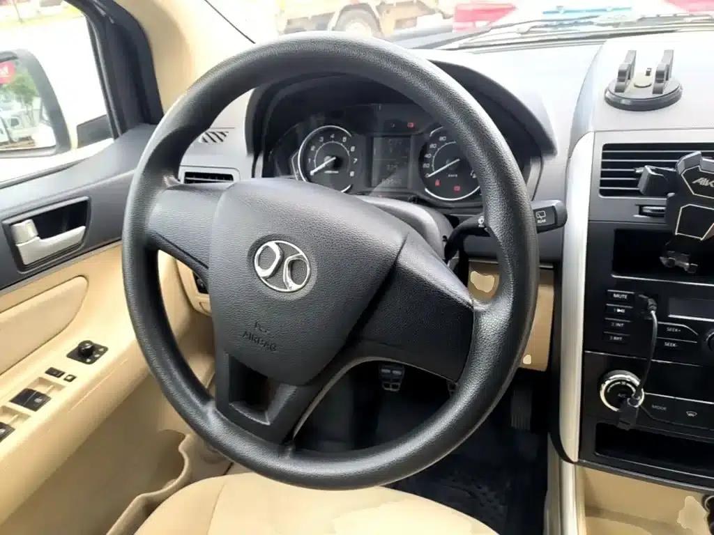 2015 Senova D20 Hatchback 1.3L Manual Comfort Edition — миниатюра 11