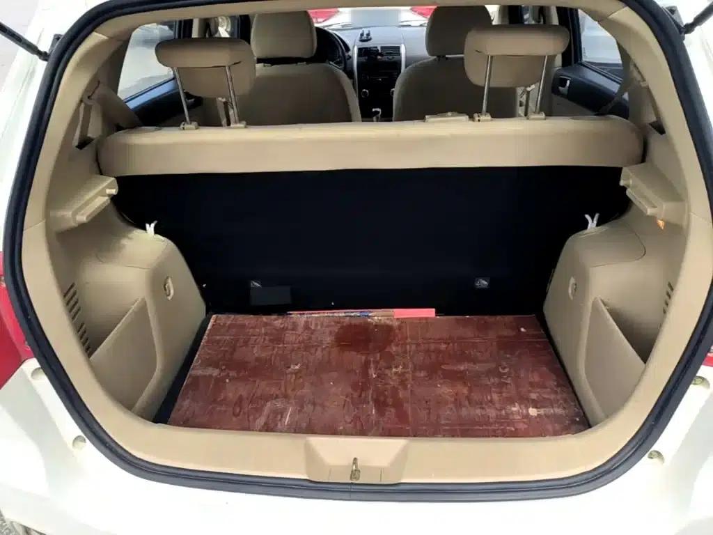 2015 Senova D20 Hatchback 1.3L Manual Comfort Edition — миниатюра 19