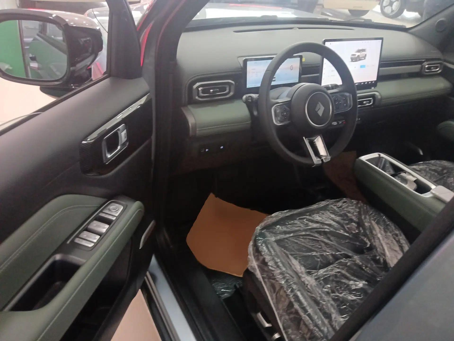Baojun Spark EUV 2026 301km Flagship Edition — миниатюра 23
