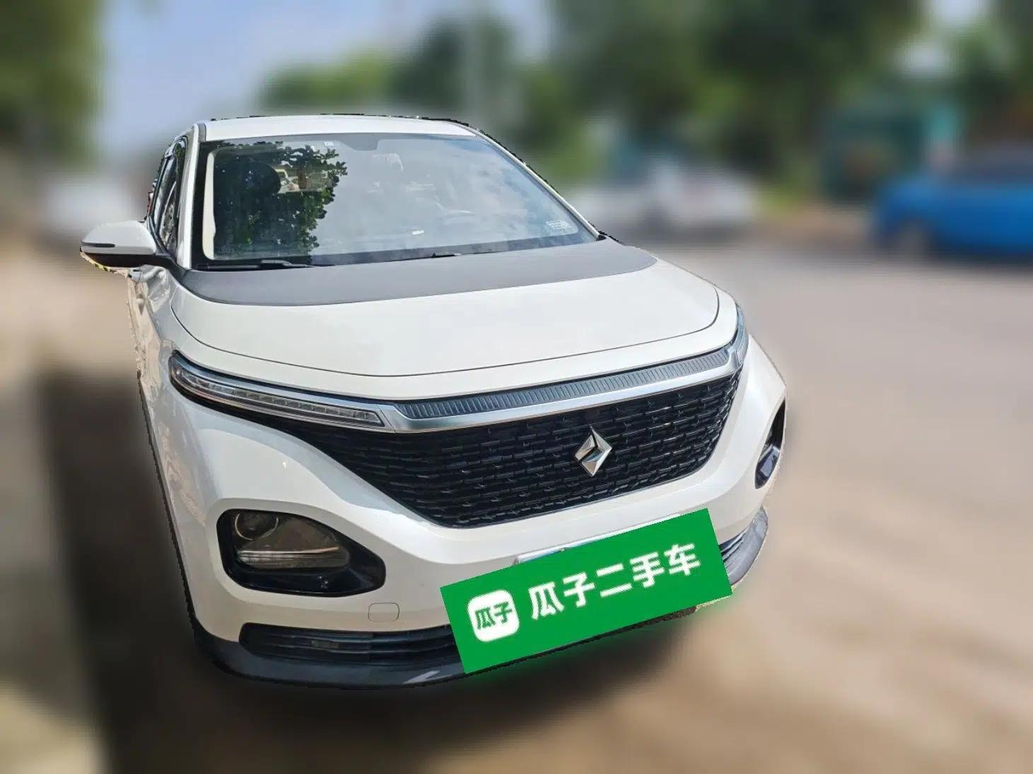 Baojun RM-5 2019 1.5L CVT Elite Version with 24-hour Online Service 6 Seats — миниатюра 3
