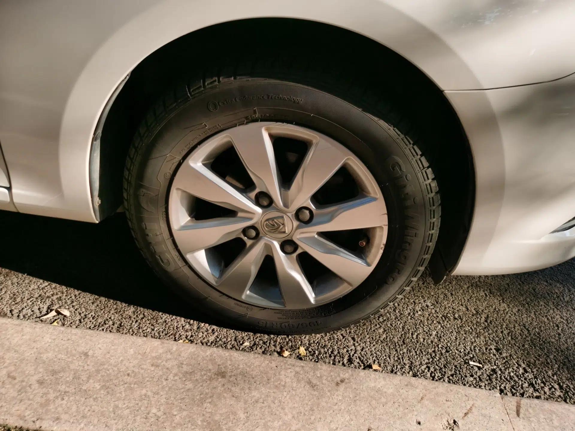 Baojun 630 2014 1.5L manual Comfort trim level — миниатюра 8
