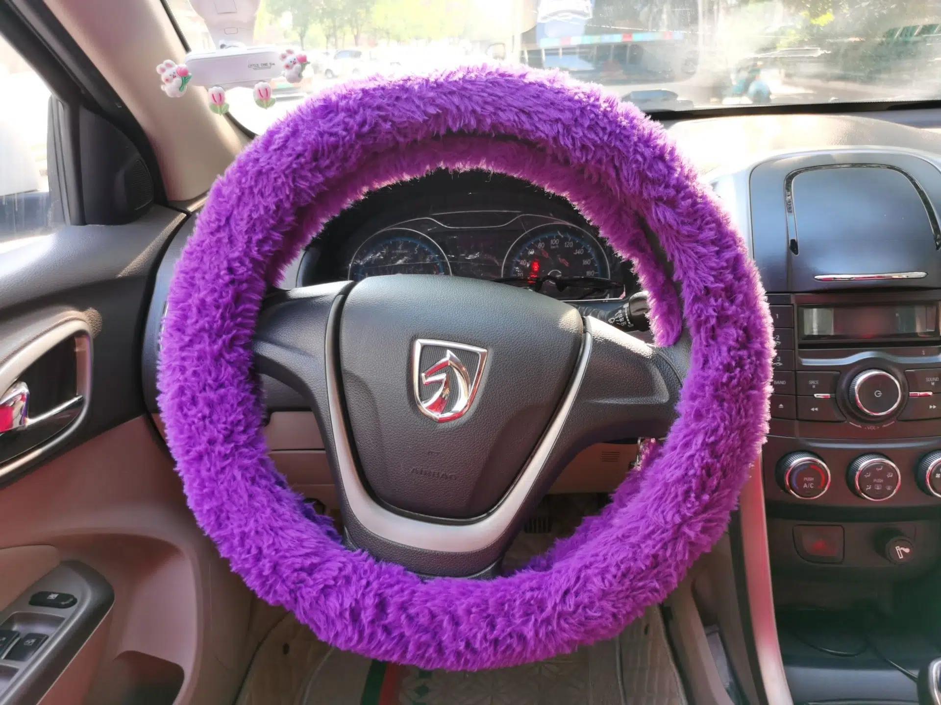 Baojun 630 2014 1.5L manual Comfort trim level — миниатюра 10