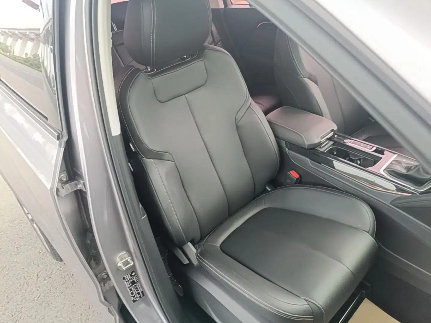 Baojun RS-5 2019 1.5T CVT Intelligent Drive Luxury Edition China VI — миниатюра 19