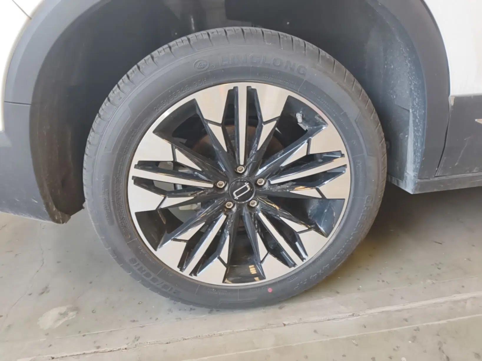 Bestune T77 2023 1.5T Automatic Luxury Model — миниатюра 11