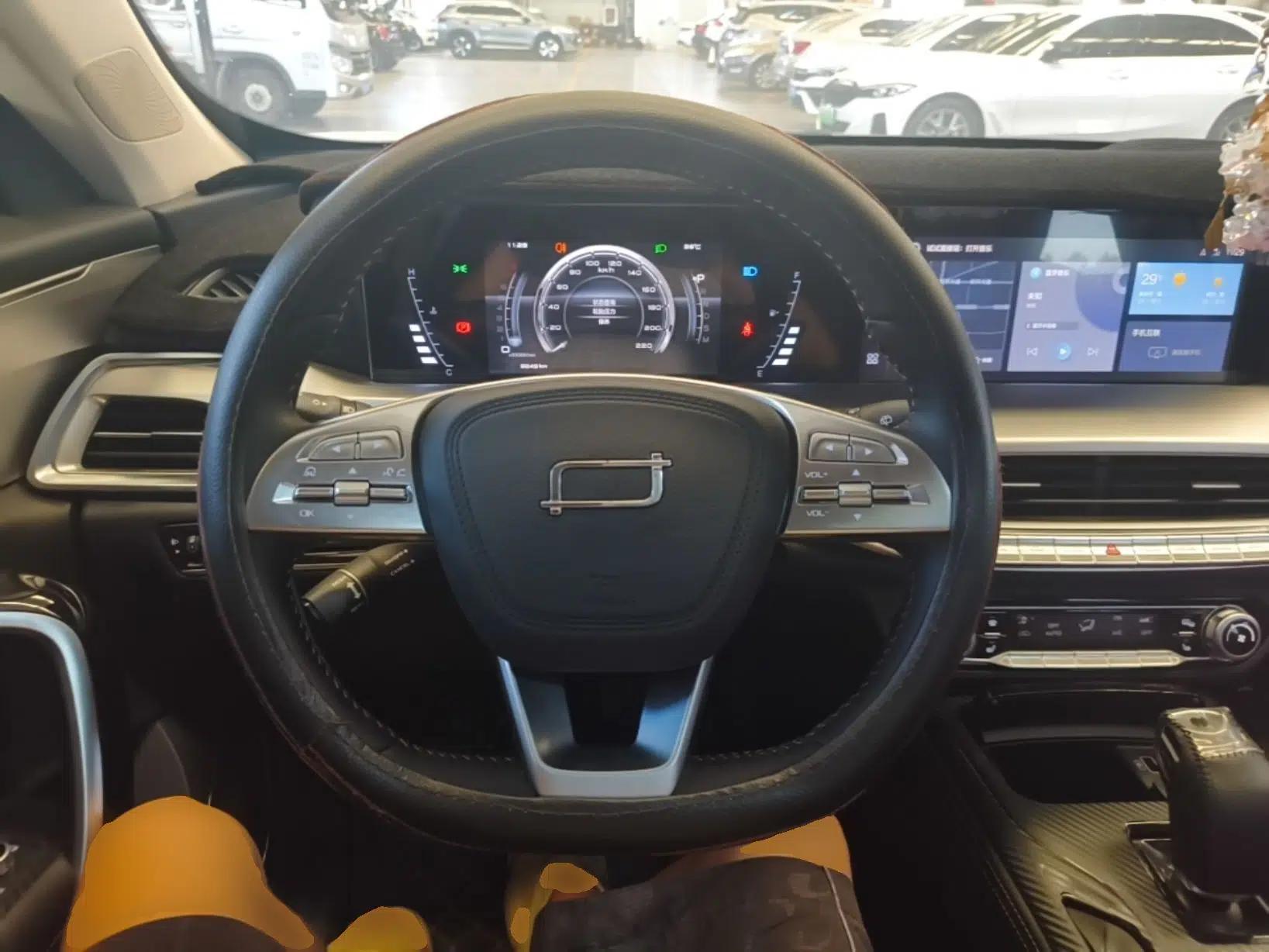 Bestune T77 2023 1.5T Automatic Luxury Model — миниатюра 13