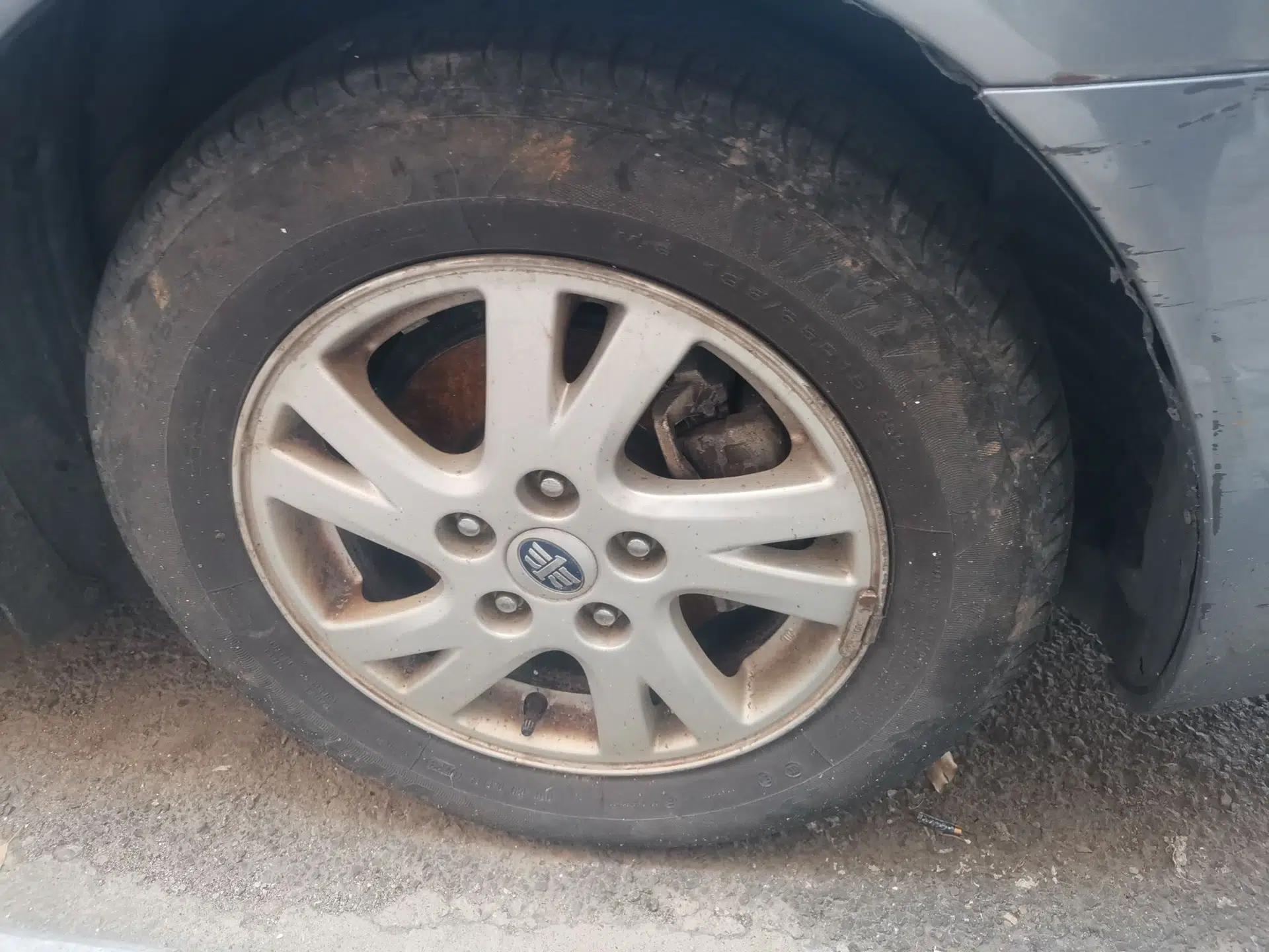 Bestune B50 2012 1.6L manual sunroof version — миниатюра 8