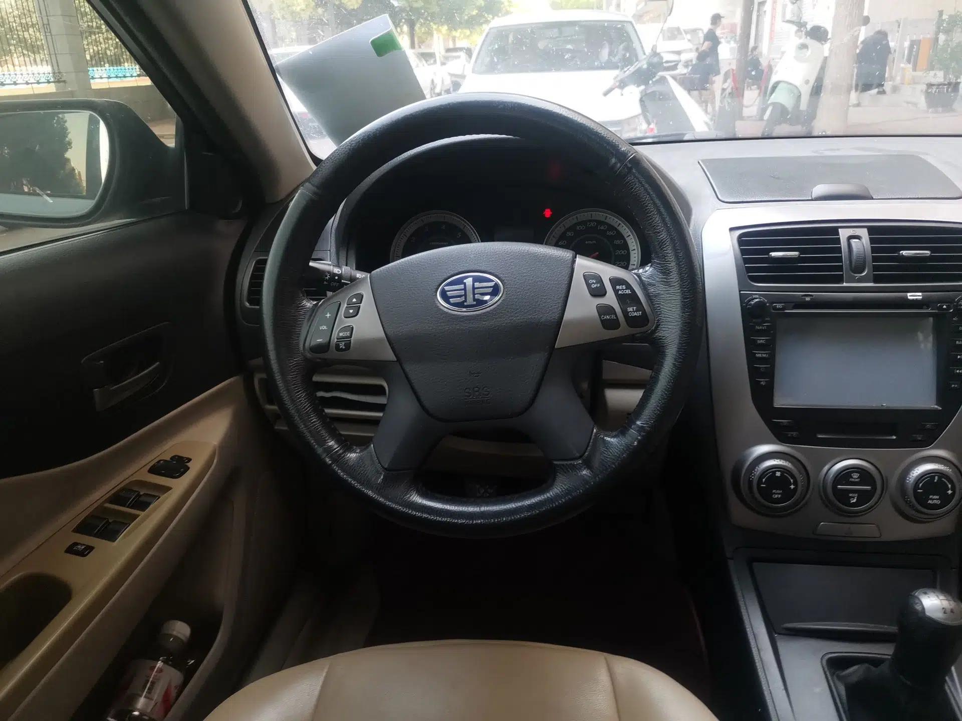 Bestune B50 2012 1.6L manual sunroof version — миниатюра 10