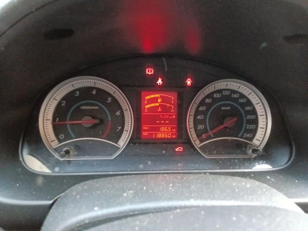 Bestune B50 2012 1.6L Manual Limited Edition — миниатюра 11