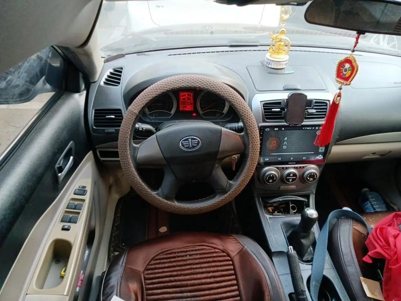 Bestune B50 2012 1.6L Manual Limited Edition — миниатюра 10