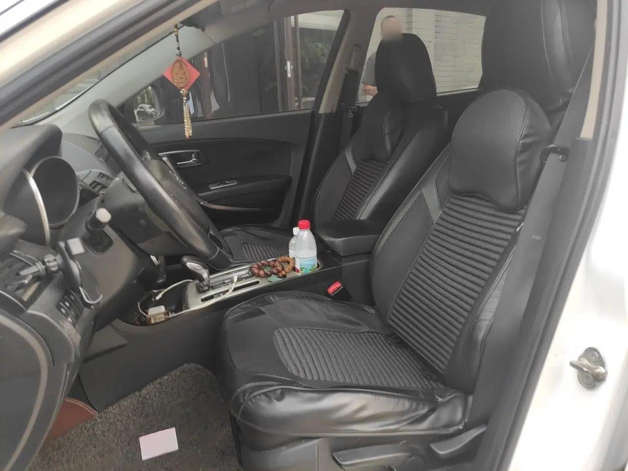 Bestune X80 2015 2.0L Automatic Comfort Anniversary Edition — миниатюра 15