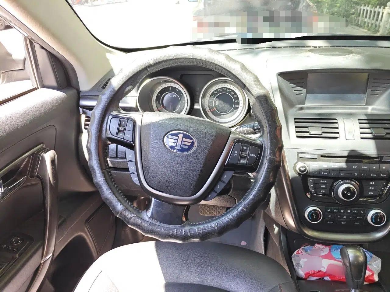 Bestune X80 2015 1.8T Automatic Luxury Model — миниатюра 10