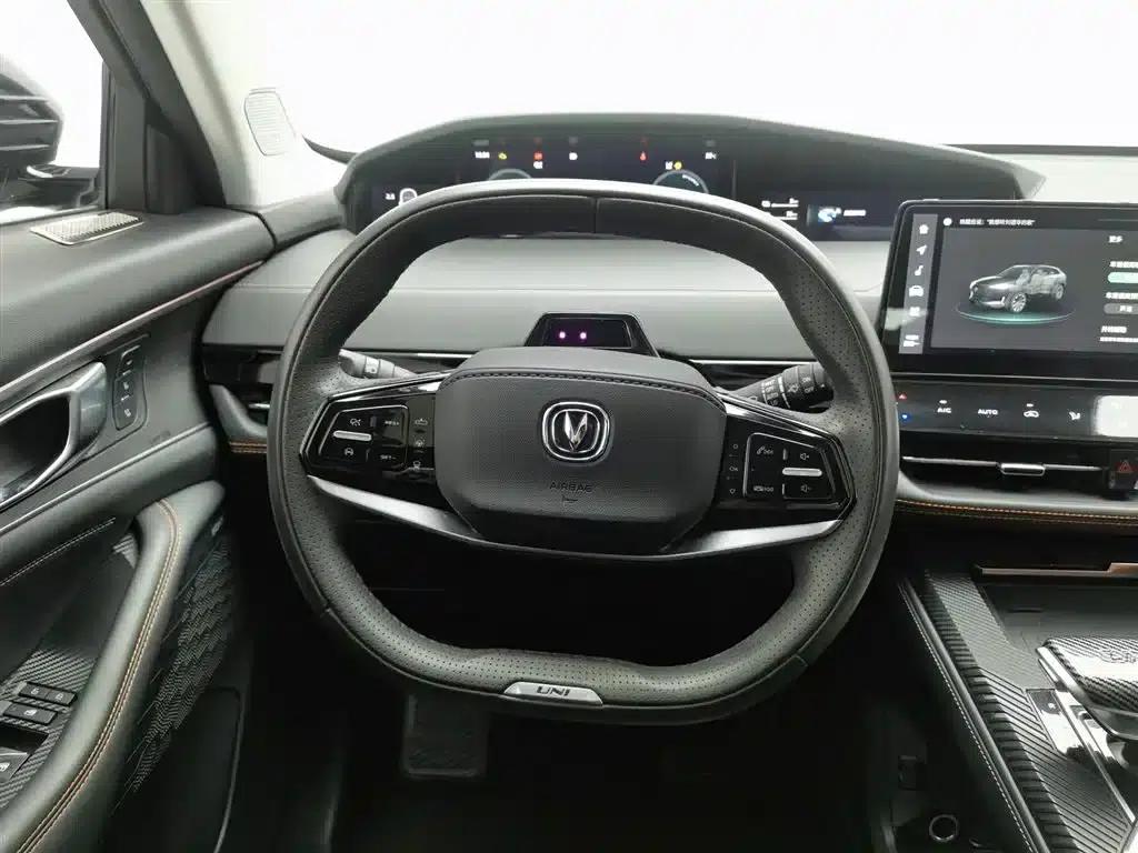 Changan UNI-K Smart Electric iDD 2022 Blue Whale iDD 130km 1.5T Premium Edition — миниатюра 11