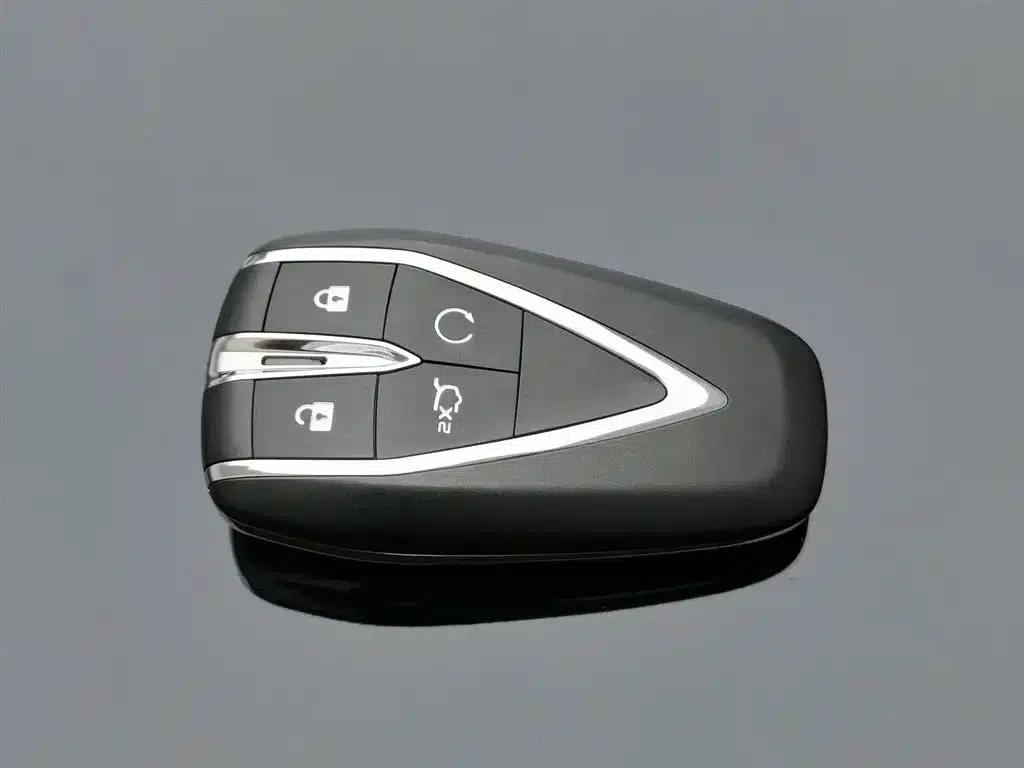 Changan UNI-K Smart Electric iDD 2022 Blue Whale iDD 130km 1.5T Premium Edition — миниатюра 19