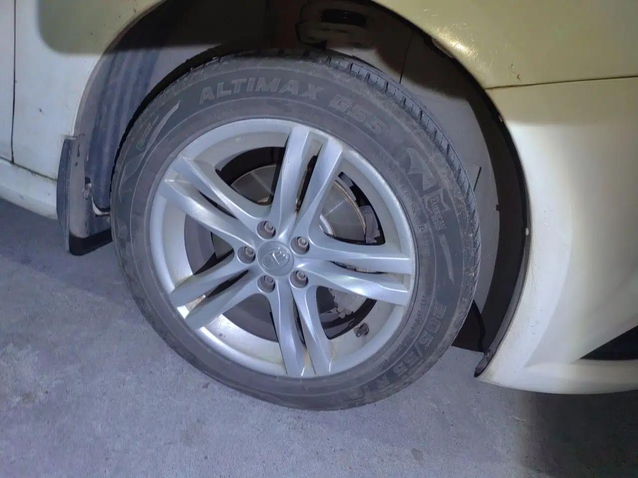 Bestune B30 2016 1.6L Automatic Luxury Model — миниатюра 8