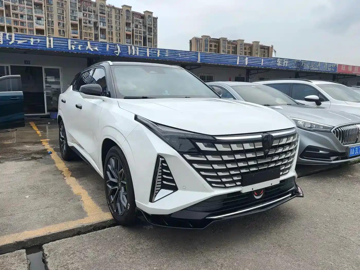 Changan UNI-Z 2025 1.5T Dragon Edition — миниатюра 2