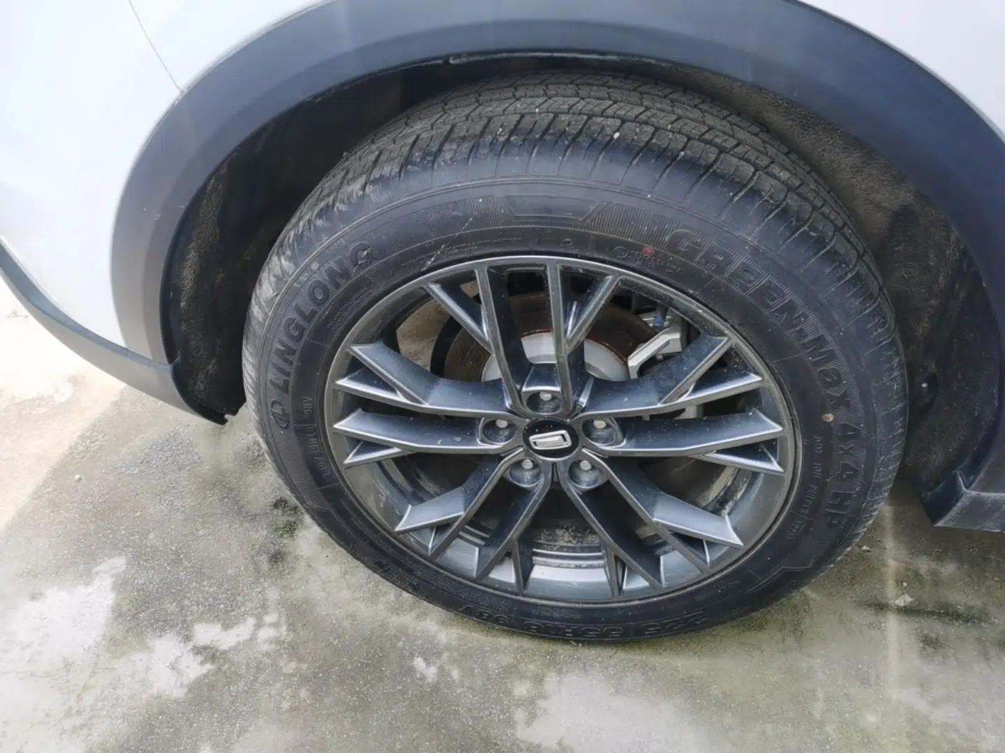 Bestune T55 2023 1.5T Automatic Leap Model — миниатюра 11