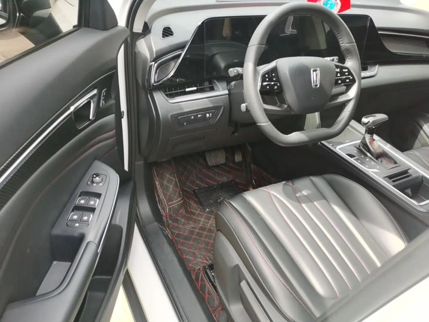 Bestune T55 2023 1.5T Automatic Leap Model — миниатюра 18