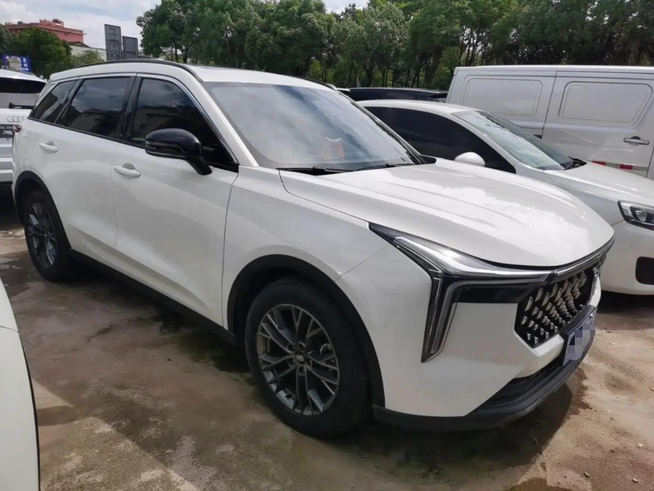 Bestune T55 2023 1.5T Automatic Leap Model — миниатюра 3