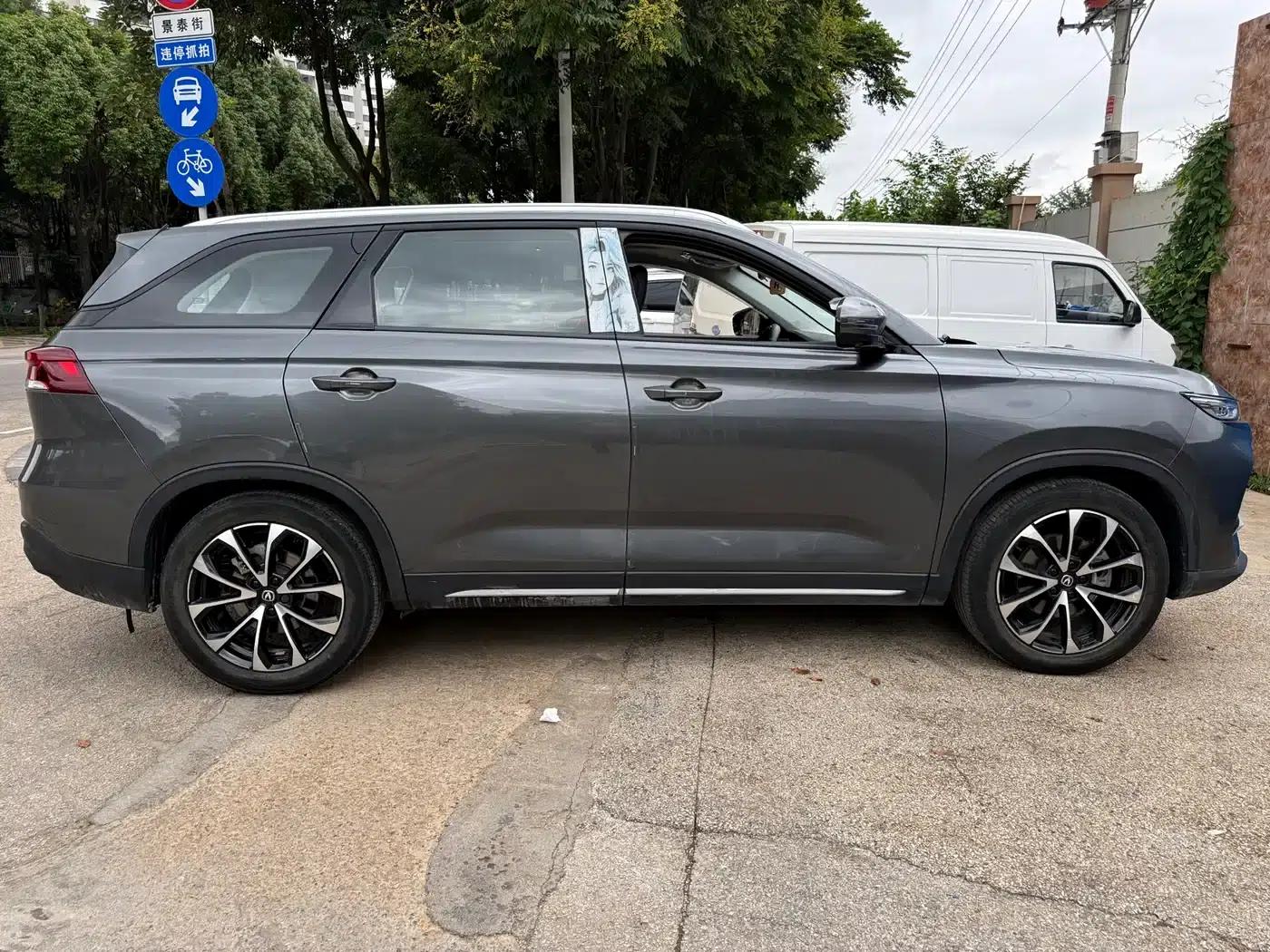 Changan X7 PLUS 2024 1.5T Automatic Premium 7-seater — миниатюра 8