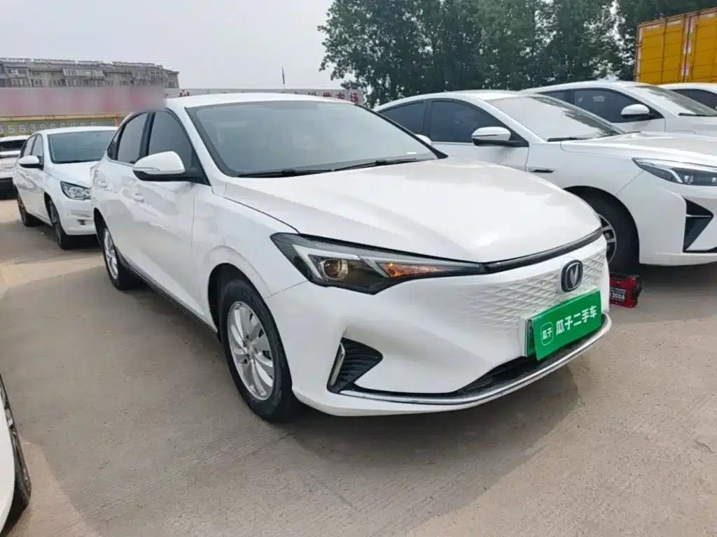 Changan Eado New Energy 2022 EV460 Smart Ride-Hailing Edition (Lithium Iron Phosphate) — миниатюра 4