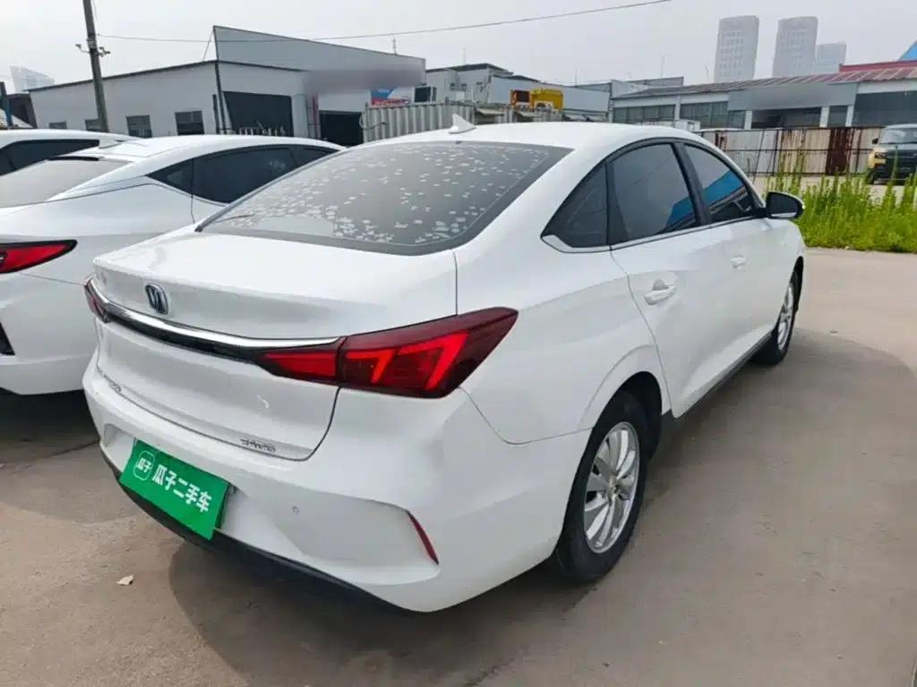 Changan Eado New Energy 2022 EV460 Smart Ride-Hailing Edition (Lithium Iron Phosphate) — миниатюра 7